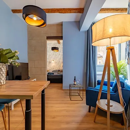 Le Bleu Jean Denim Arenes - Nuit A شقة